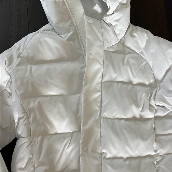 Lululemon NWT Wunder White Puffer Jacket XL - Picture 10 of 14